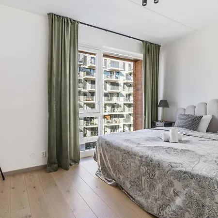 아파트 Dinbnb L Luxury I Two Balconies I New Build I Pets Welcome